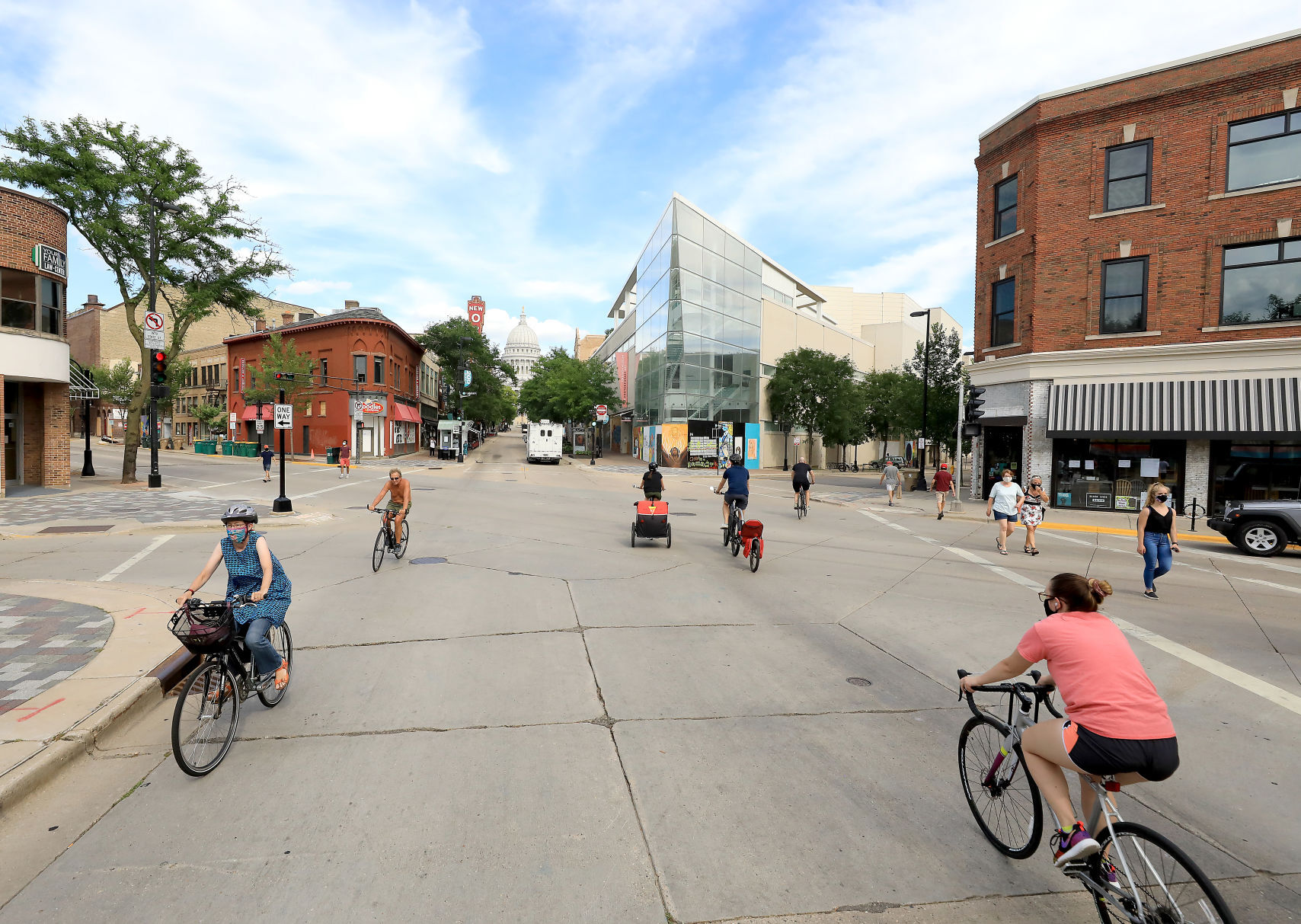 State Street - pesestrians and cyclists